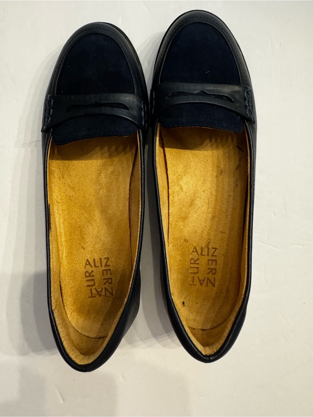 Naturalizer Finley Loafers Flat Slip one Navy Suede and Leather size 8.5 - Picture 2 of 10